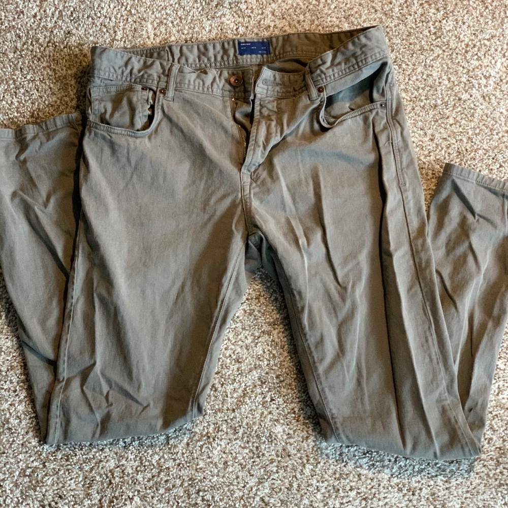 Zara men’s slim fit chinos